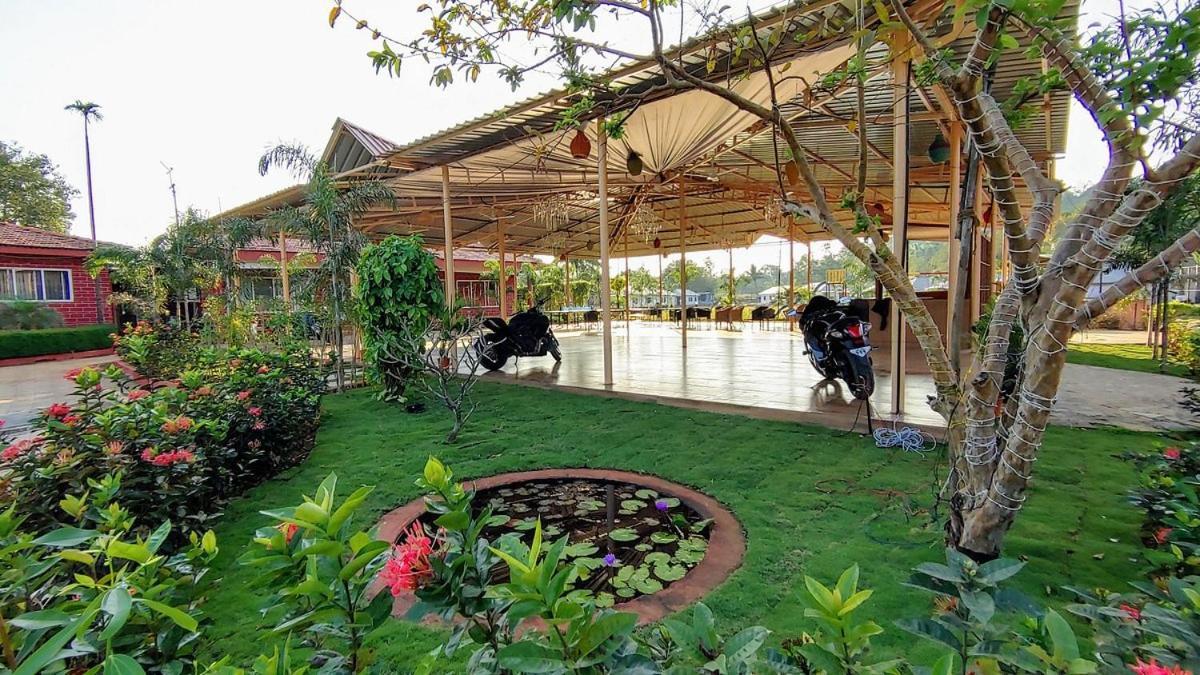 Whispering Woods Resort Lonavala Exterior foto